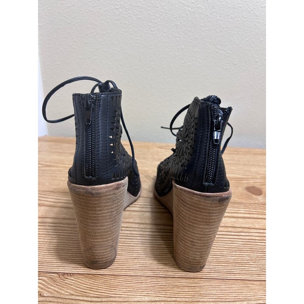 Jeffrey Campbell Black Leather Laser Cut Lace-Up Wedge Sandals 9.5 Boho Festival - Picture 5 of 9